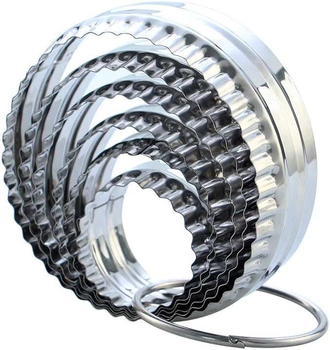 6-Piece Round Fluted Stainless Steel Cookie Cutter Set – Multiple Size Biscuit Rings – For Baking, Cookies, Pies & Fondant